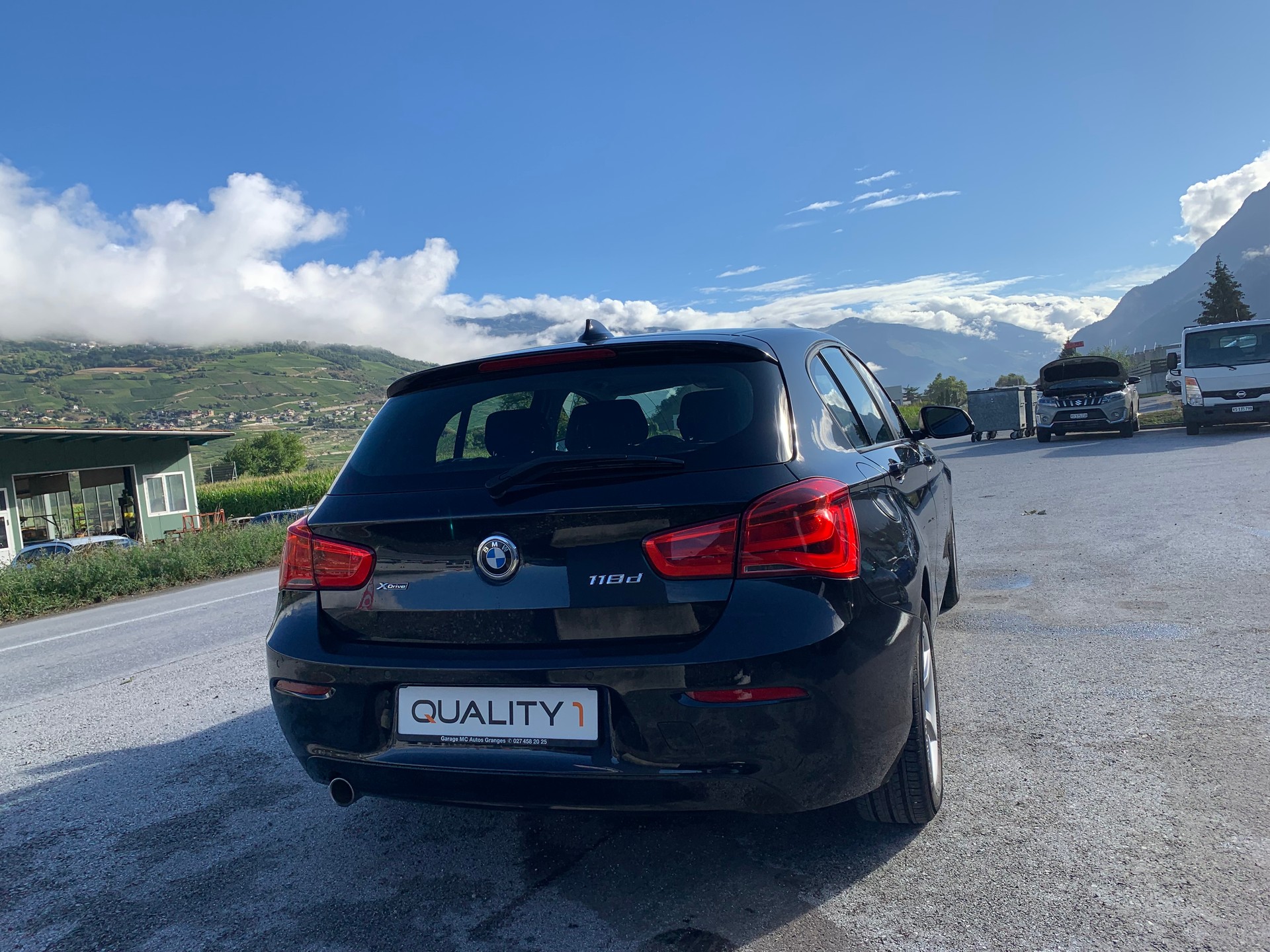 BMW 118d xDrive-image-5