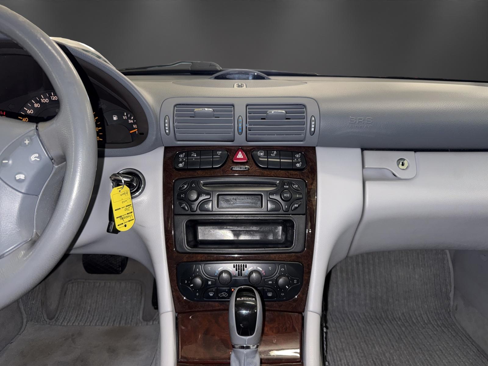 MERCEDES-BENZ C 240 Avantgarde-image-10