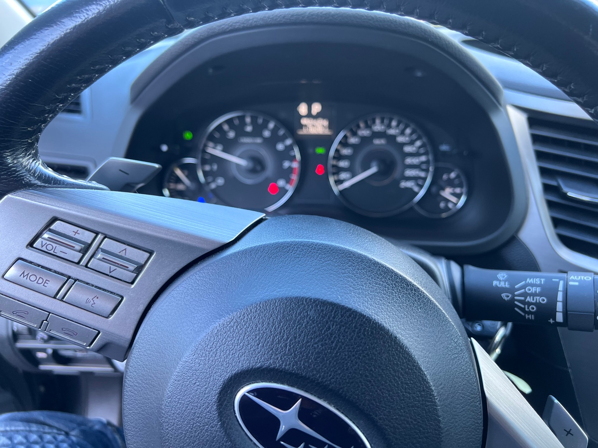SUBARU Legacy 2.0i Limited AWD Lineartronic-image-10