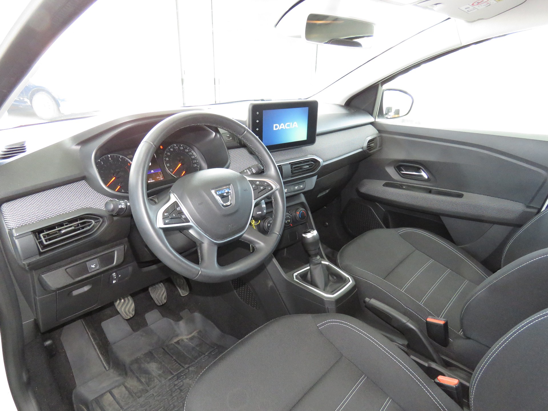 DACIA Sandero TCe 90 Comfort-image-6