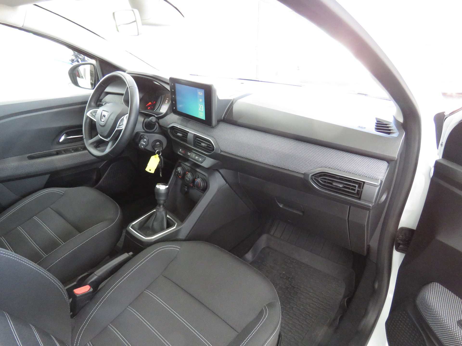 DACIA Sandero TCe 90 Comfort-image-9