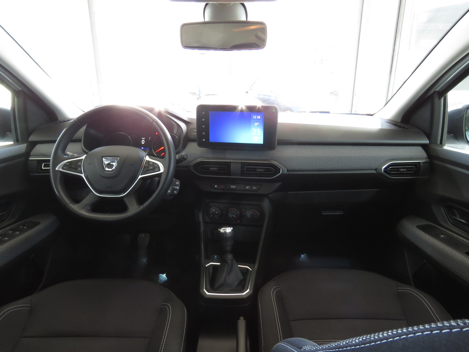 DACIA Sandero TCe 90 Comfort-image-12