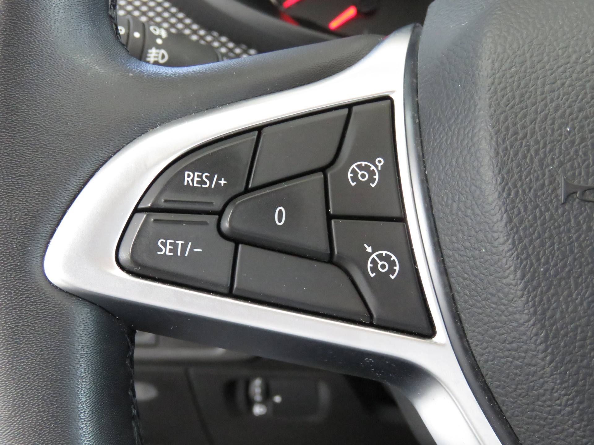 DACIA Sandero TCe 90 Comfort-image-18