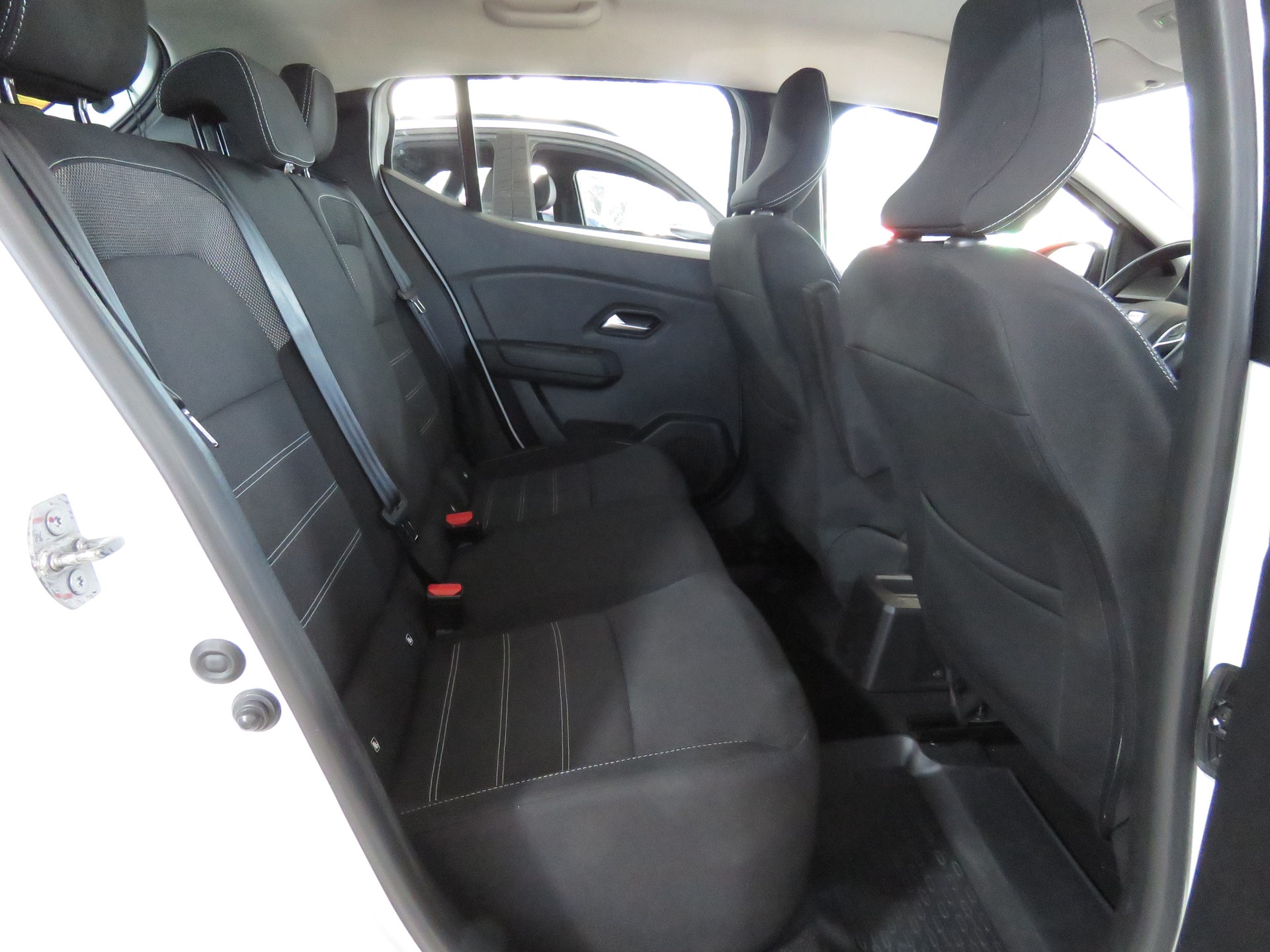 DACIA Sandero TCe 90 Comfort-image-11