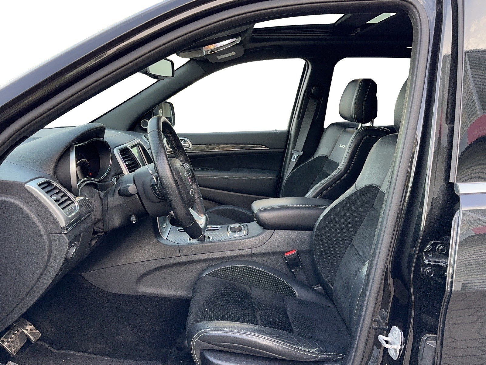 JEEP Grand Cherokee 6.4 SRT8 Automatic-image-5