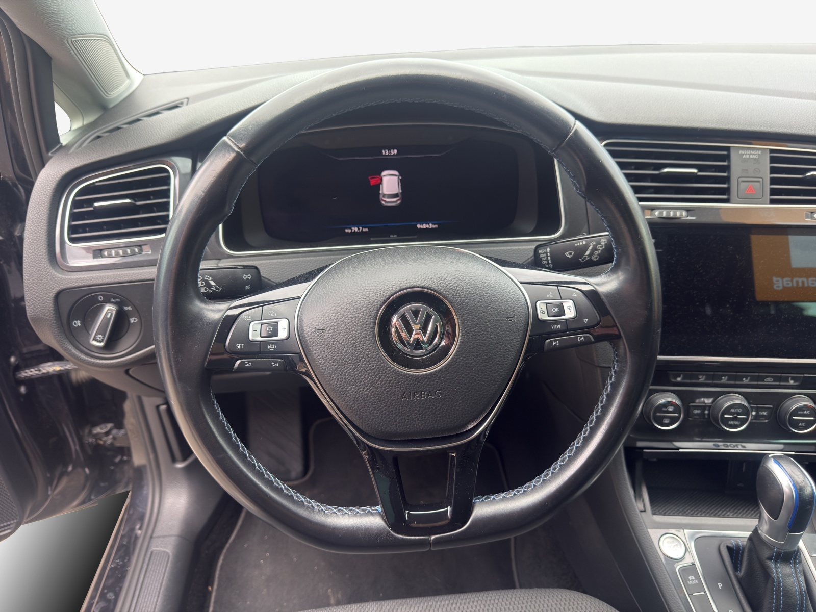 VW e-Golf-image-10