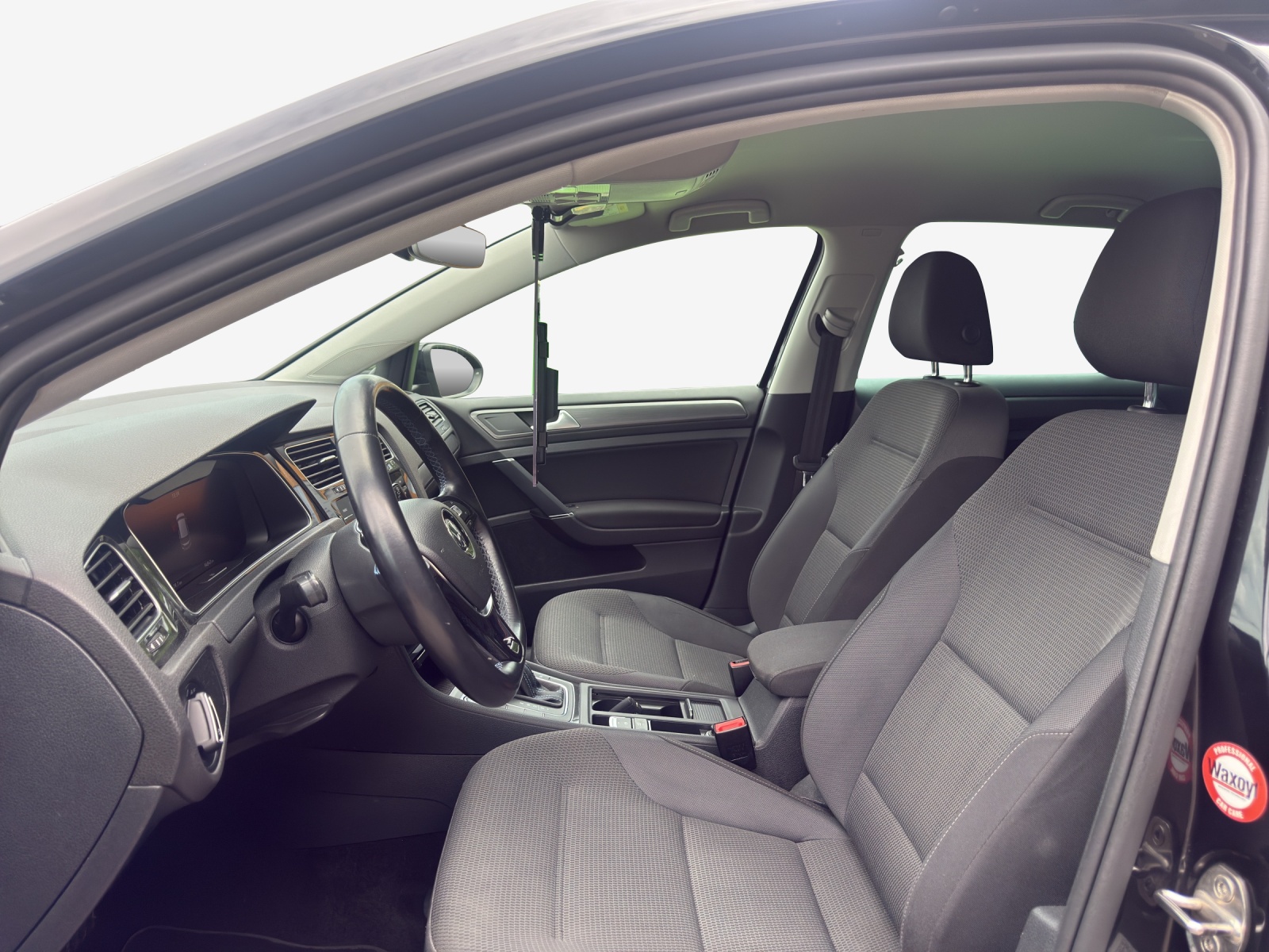 VW e-Golf-image-8