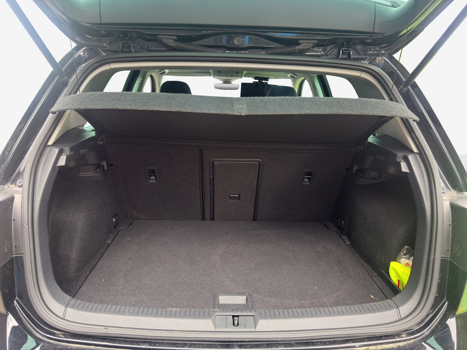 VW e-Golf-image-12