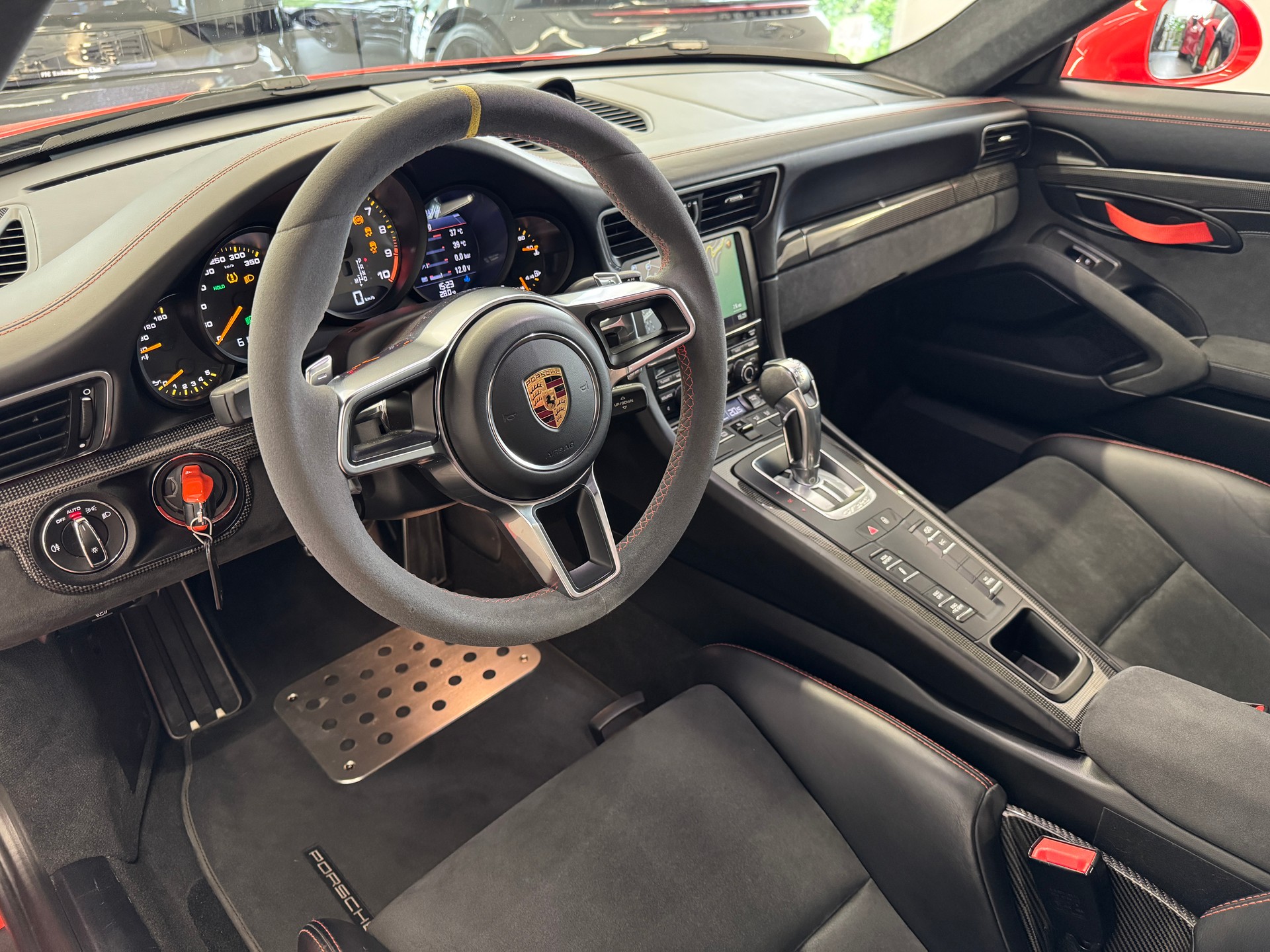 PORSCHE 911 GT3 RS PDK-image-12