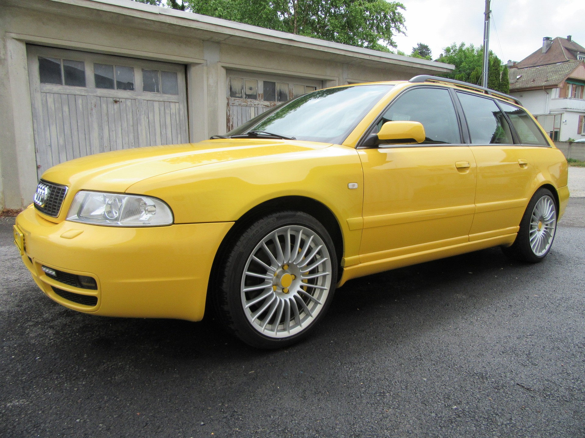 AUDI 2.7 V6 Biturbo quattro