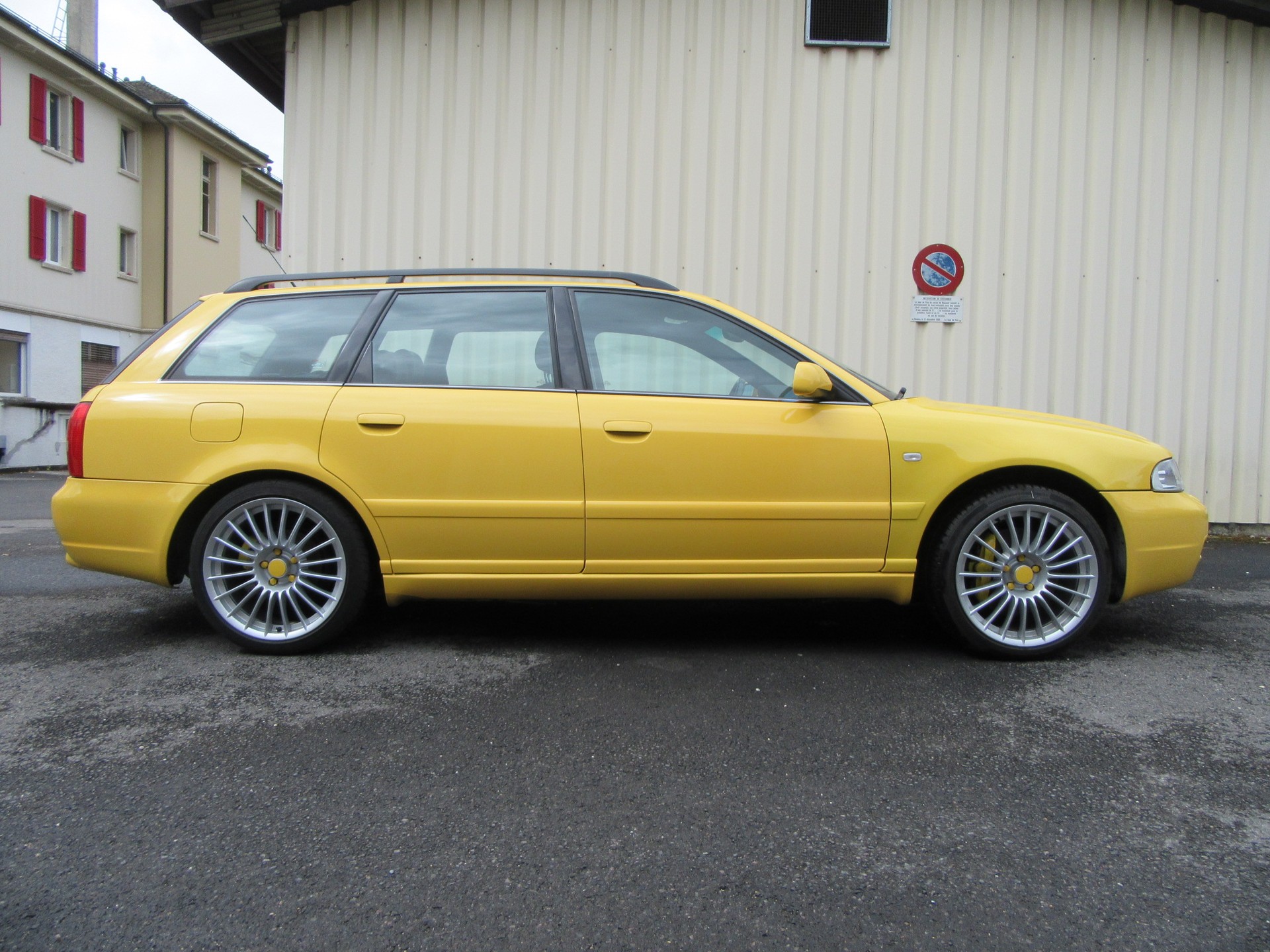 AUDI 2.7 V6 Biturbo quattro-image-2