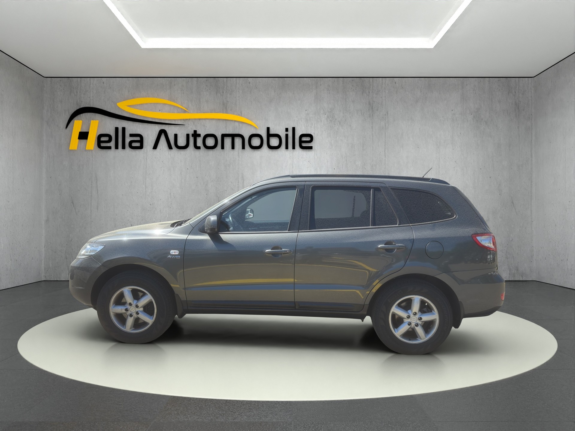 HYUNDAI Santa Fe 2.2 CRDi Premium 4WD Automatic-image-3