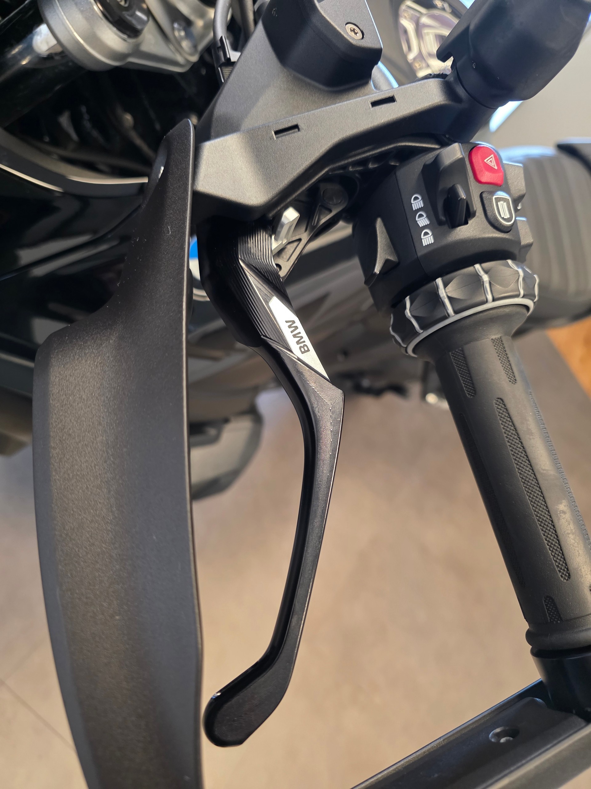 BMW R 1300 GS-image-6