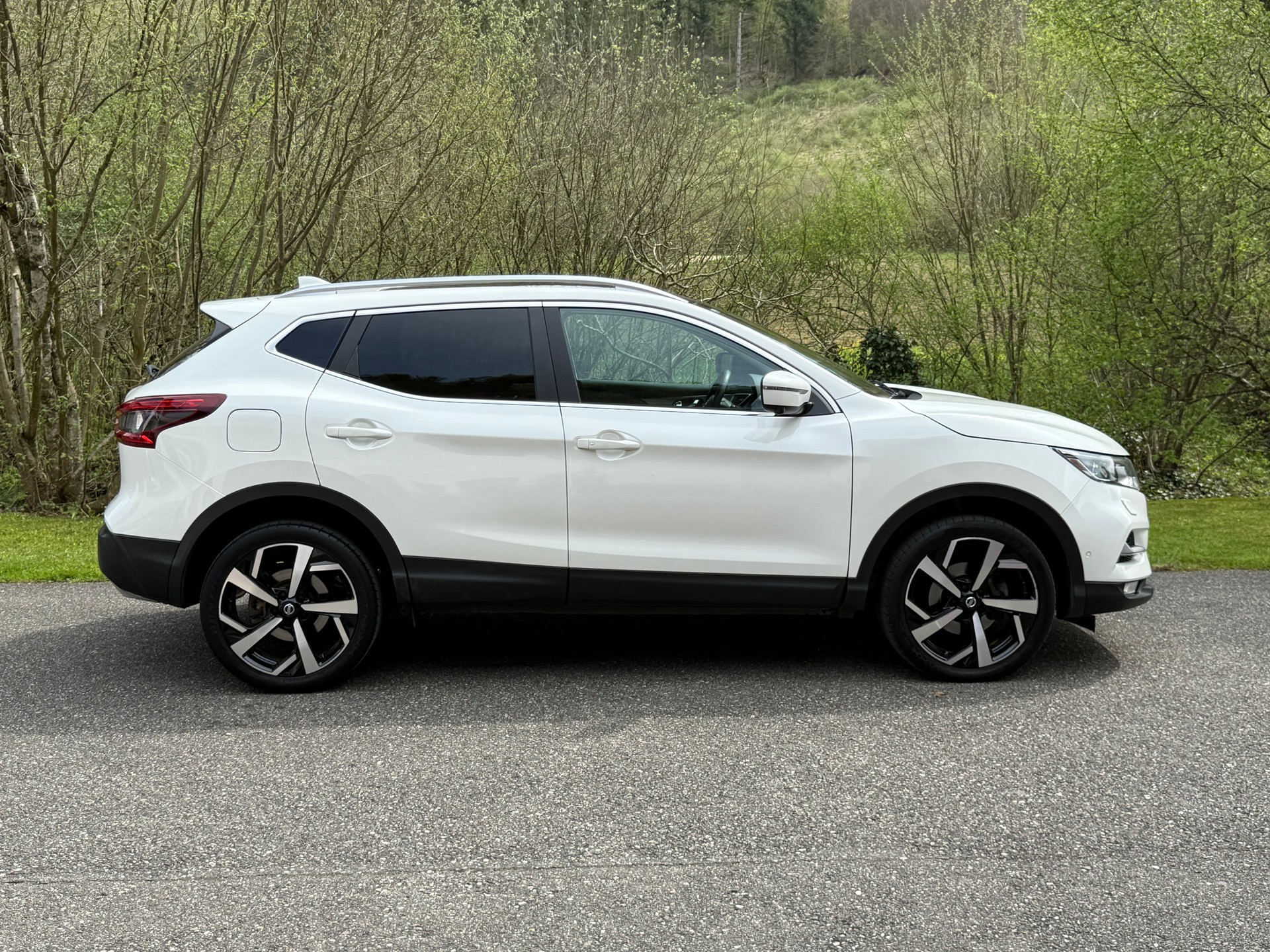 NISSAN Qashqai 1.6 dCi tekna Xtronic CVT-image-5