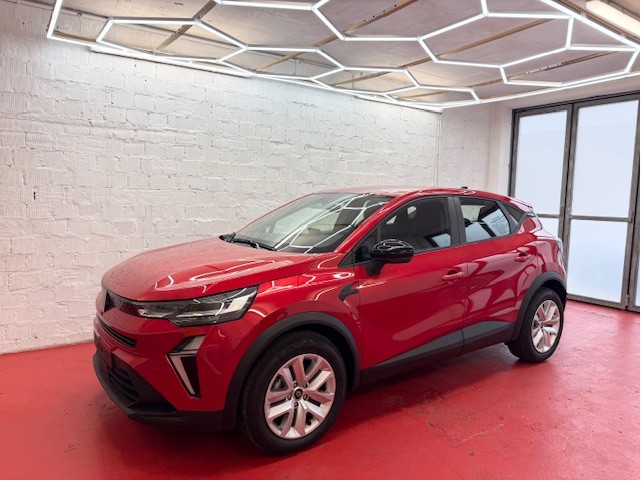 RENAULT Captur 1.3 TCe Techno EDC-showroom-element-1