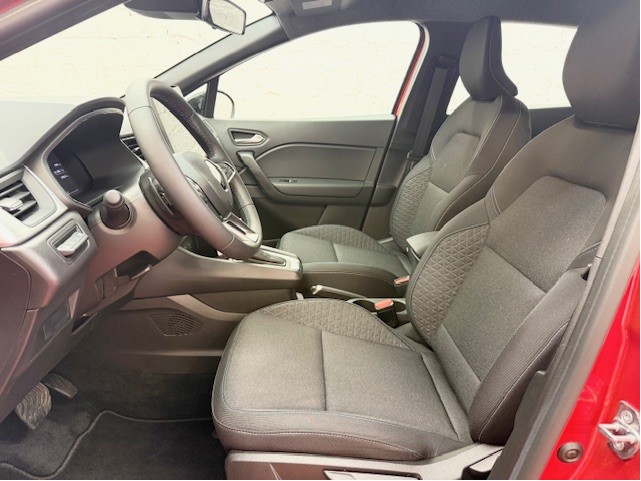 RENAULT Captur 1.3 TCe Techno EDC-image-4