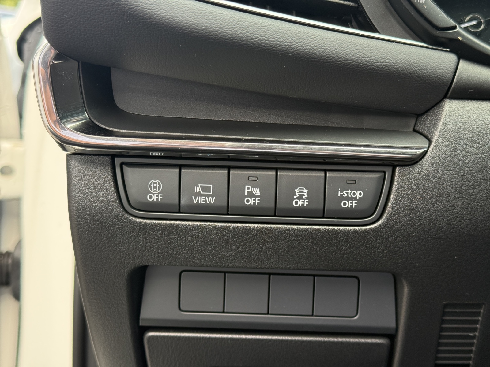 MAZDA 3 Hatchback SKYACTIV-X M Hybrid 186 Homura Automat-image-11