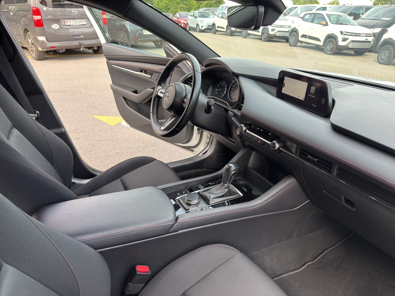 MAZDA 3 Hatchback SKYACTIV-X M Hybrid 186 Homura Automat-image-22