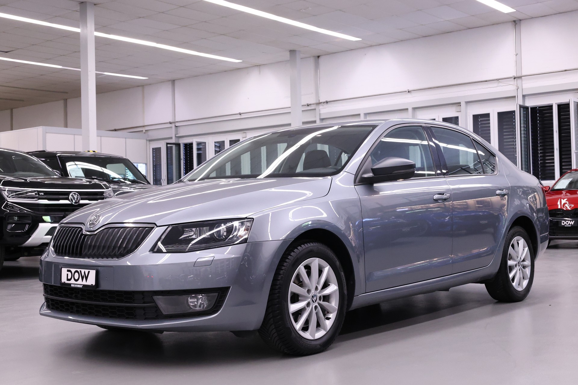 SKODA Octavia 1.8 TSI Elegance DSG-showroom-element-1