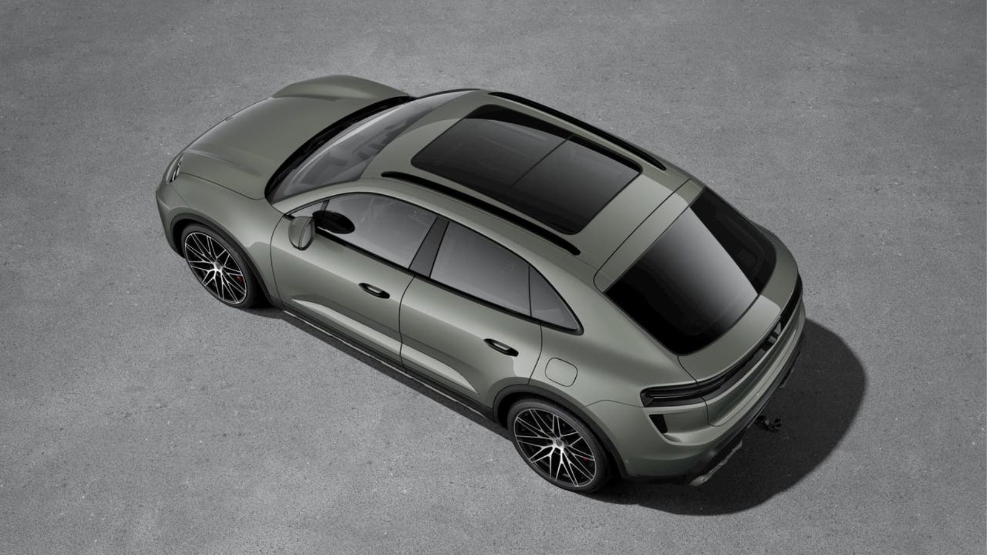 PORSCHE Macan Turbo-showroom-element-3