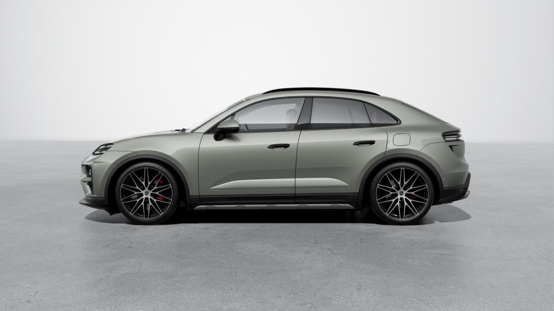 PORSCHE Macan Turbo-showroom-element-1