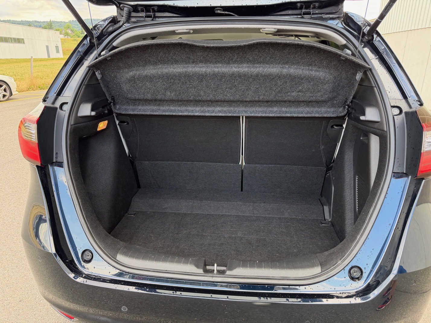 HONDA 1.5 i-MMD Executive-image-14