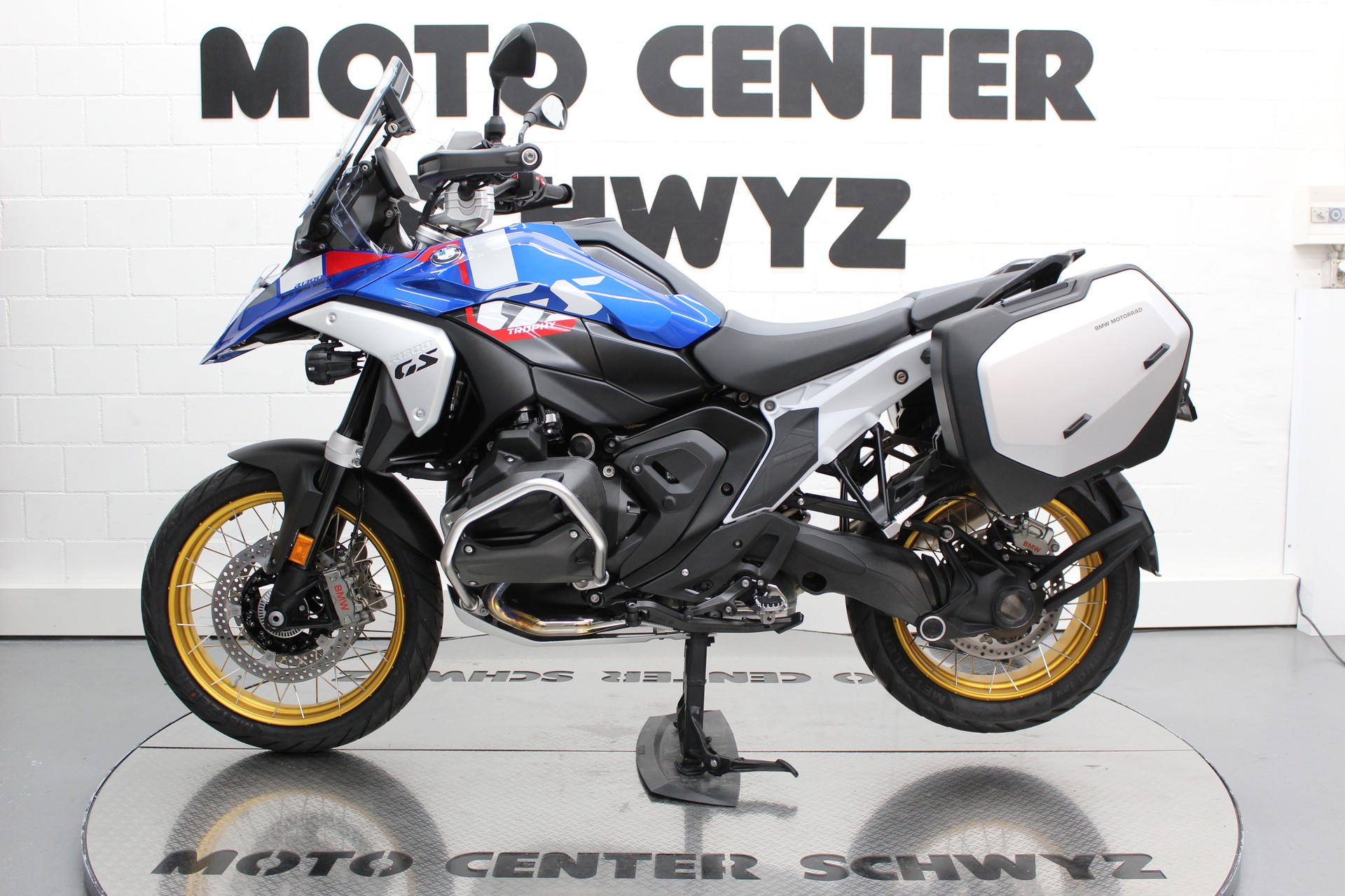 BMW R 1300 GS-image-4