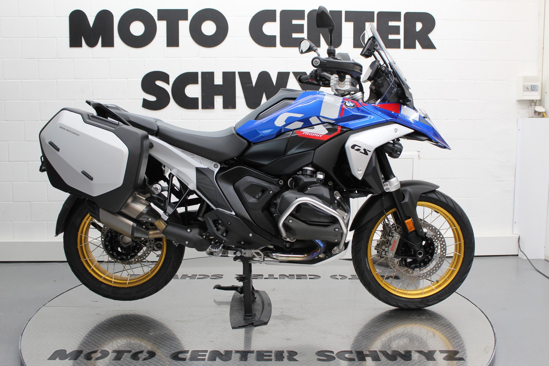 BMW R 1300 GS-image-0