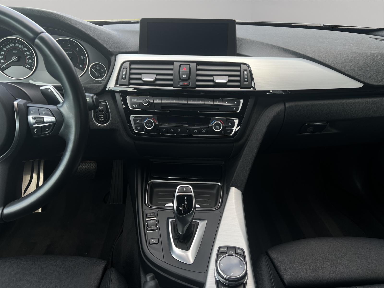 BMW 435d Coupé xDrive Sport Line Steptronic-image-15