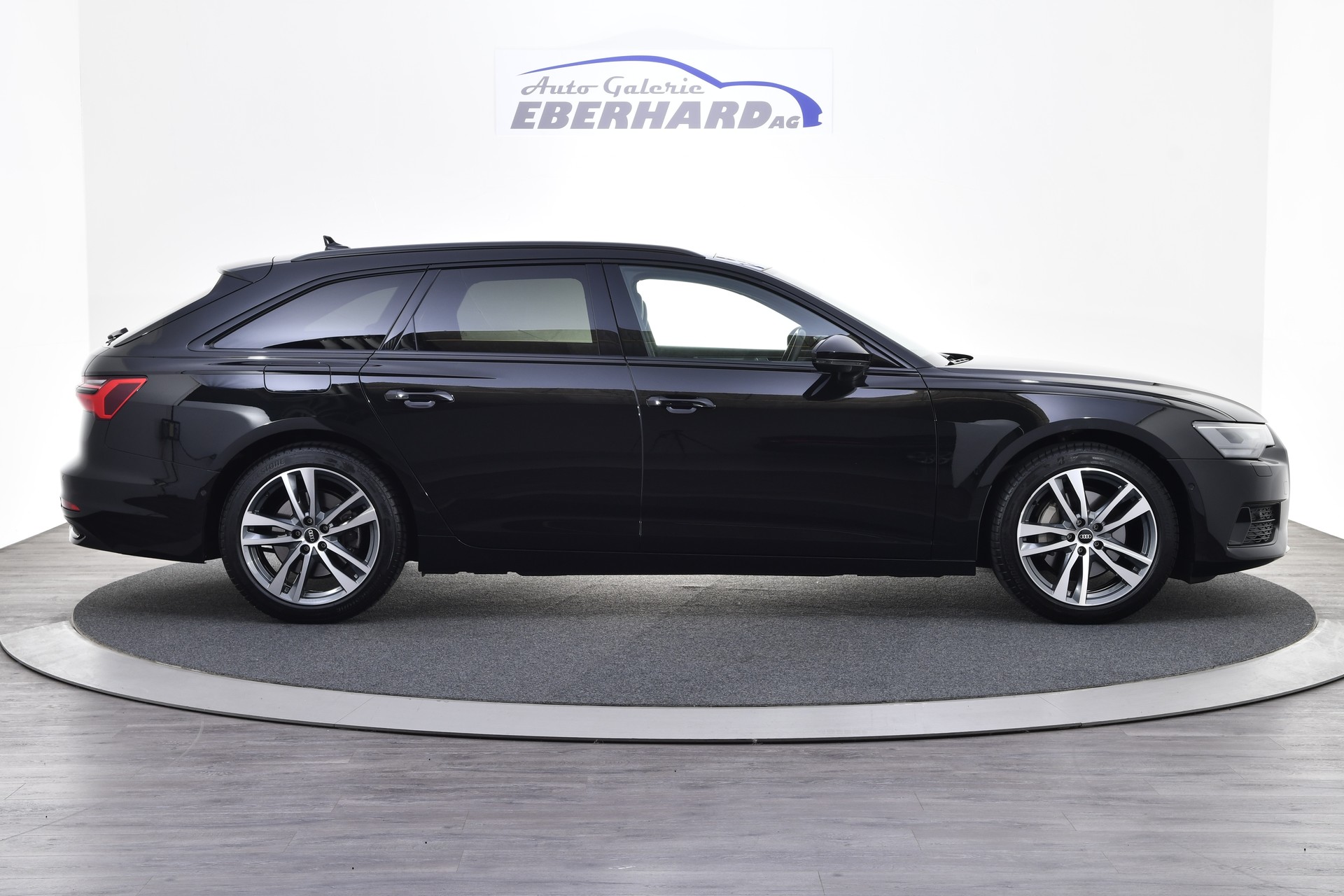 AUDI A6 Avant 45 TFSI Sport S-tronic quattro-image-5