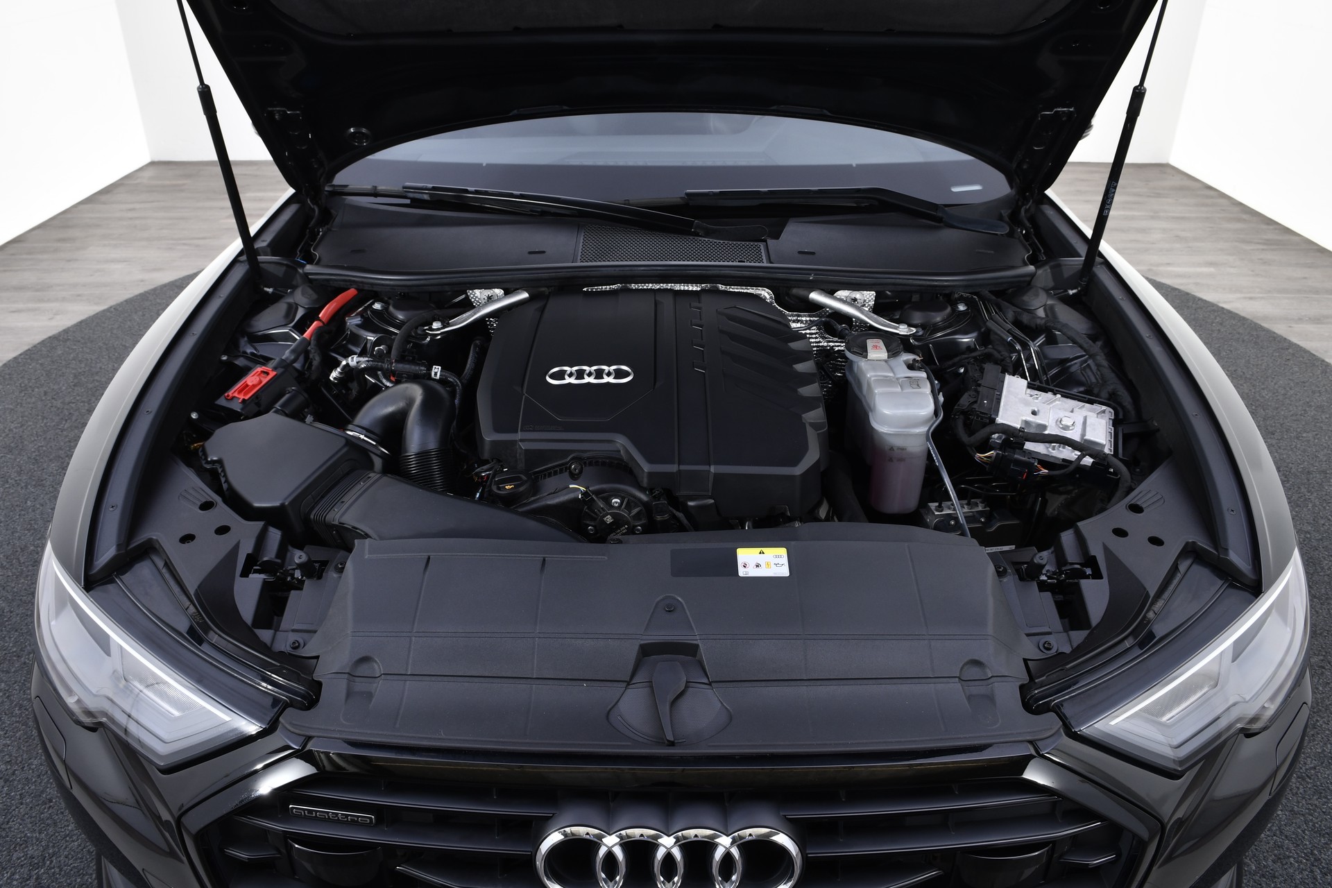 AUDI A6 Avant 45 TFSI Sport S-tronic quattro-image-27