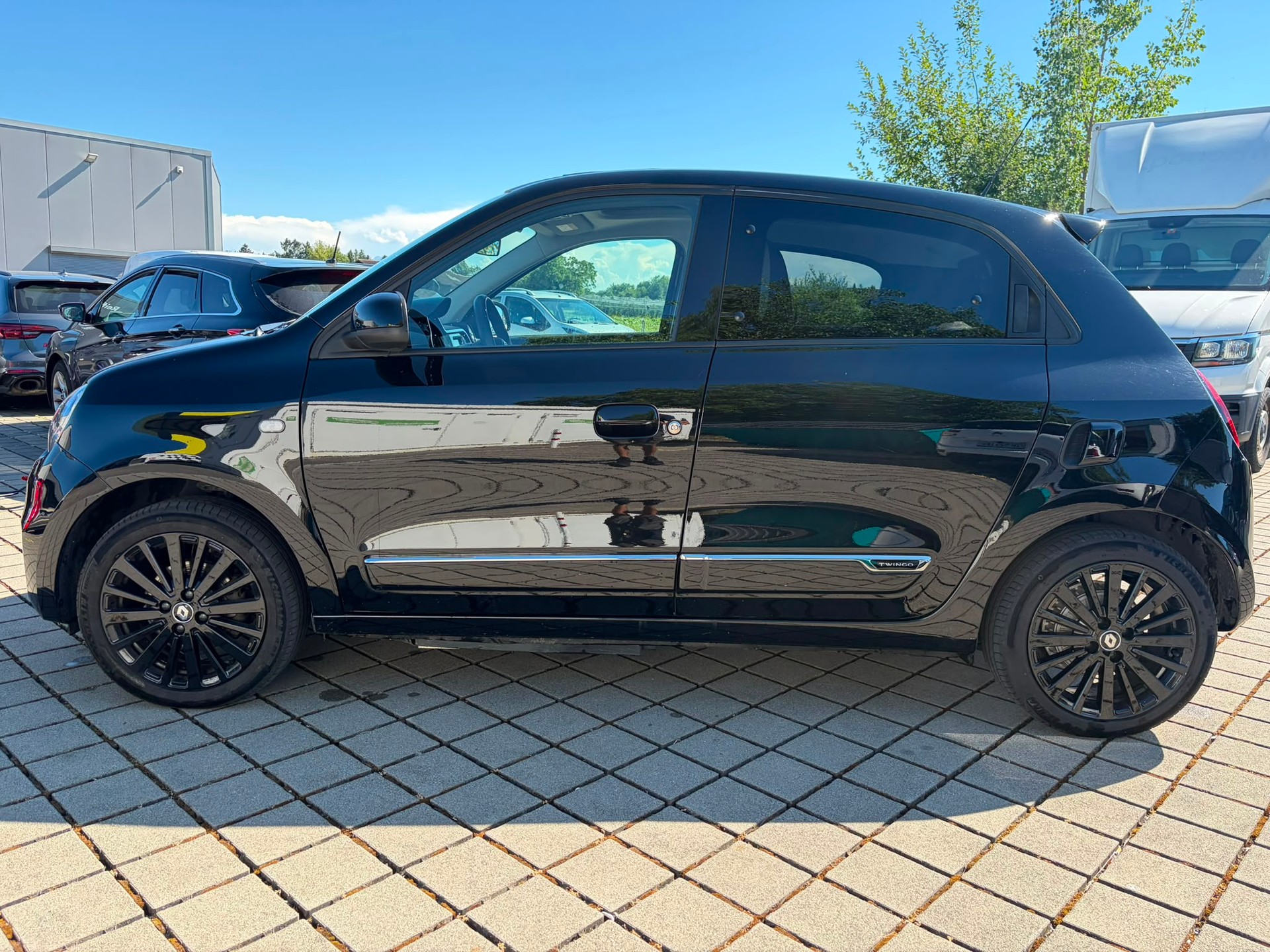 RENAULT Twingo Electric Urban Night-image-3
