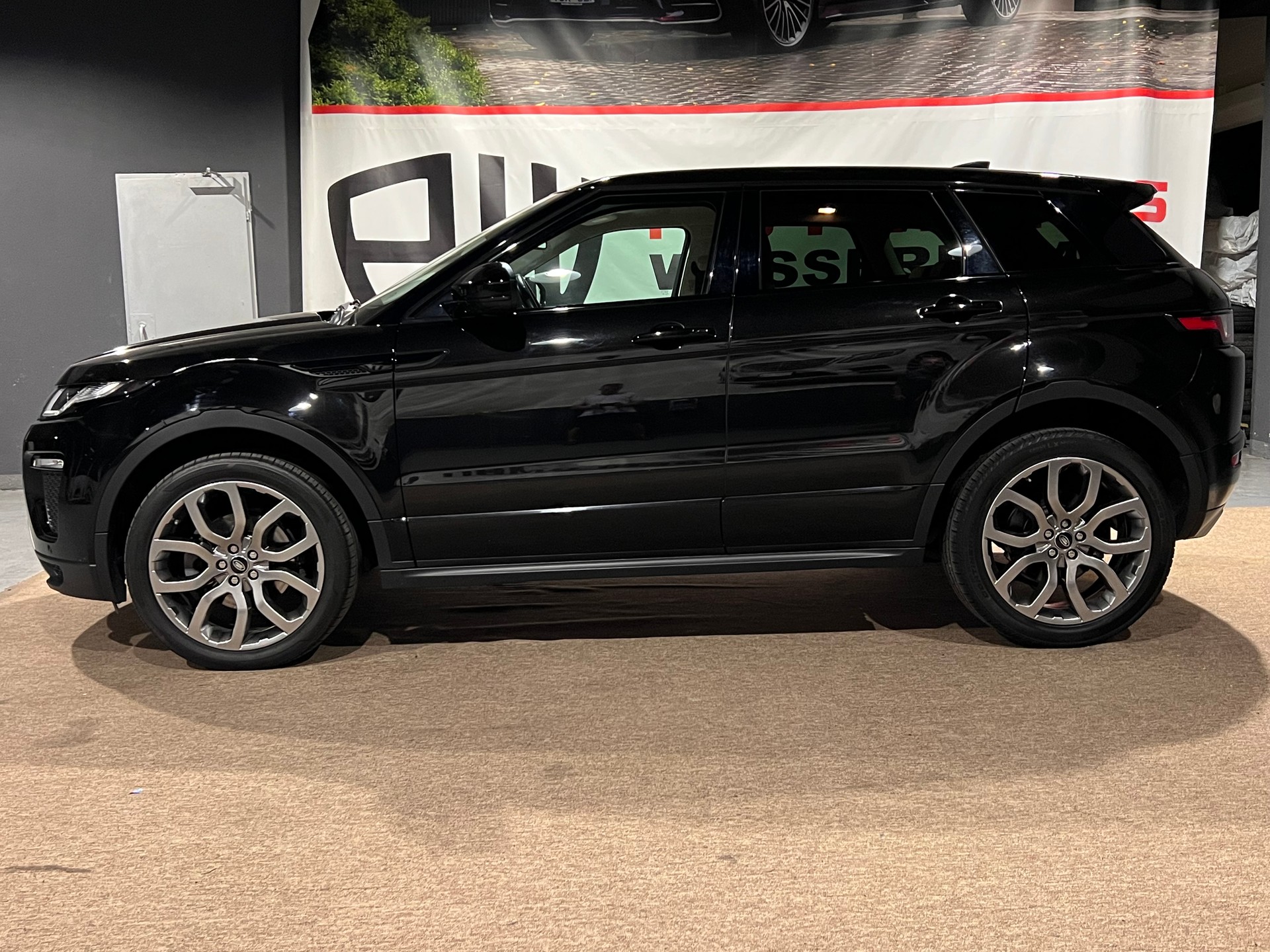 LAND ROVER Range Rover Evoque 2.0 Si4 Autobiography AT9-image-6