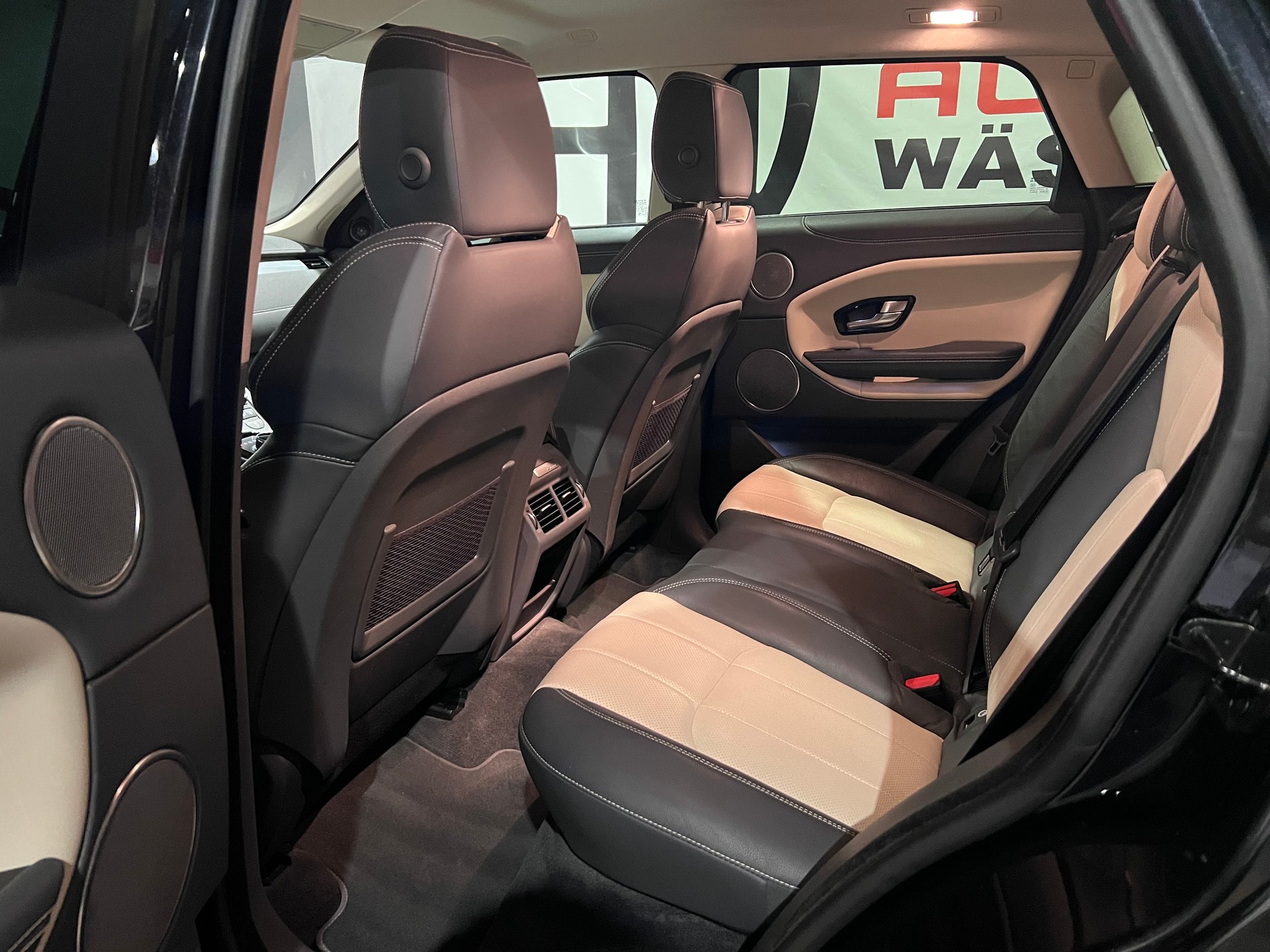 LAND ROVER Range Rover Evoque 2.0 Si4 Autobiography AT9-image-15