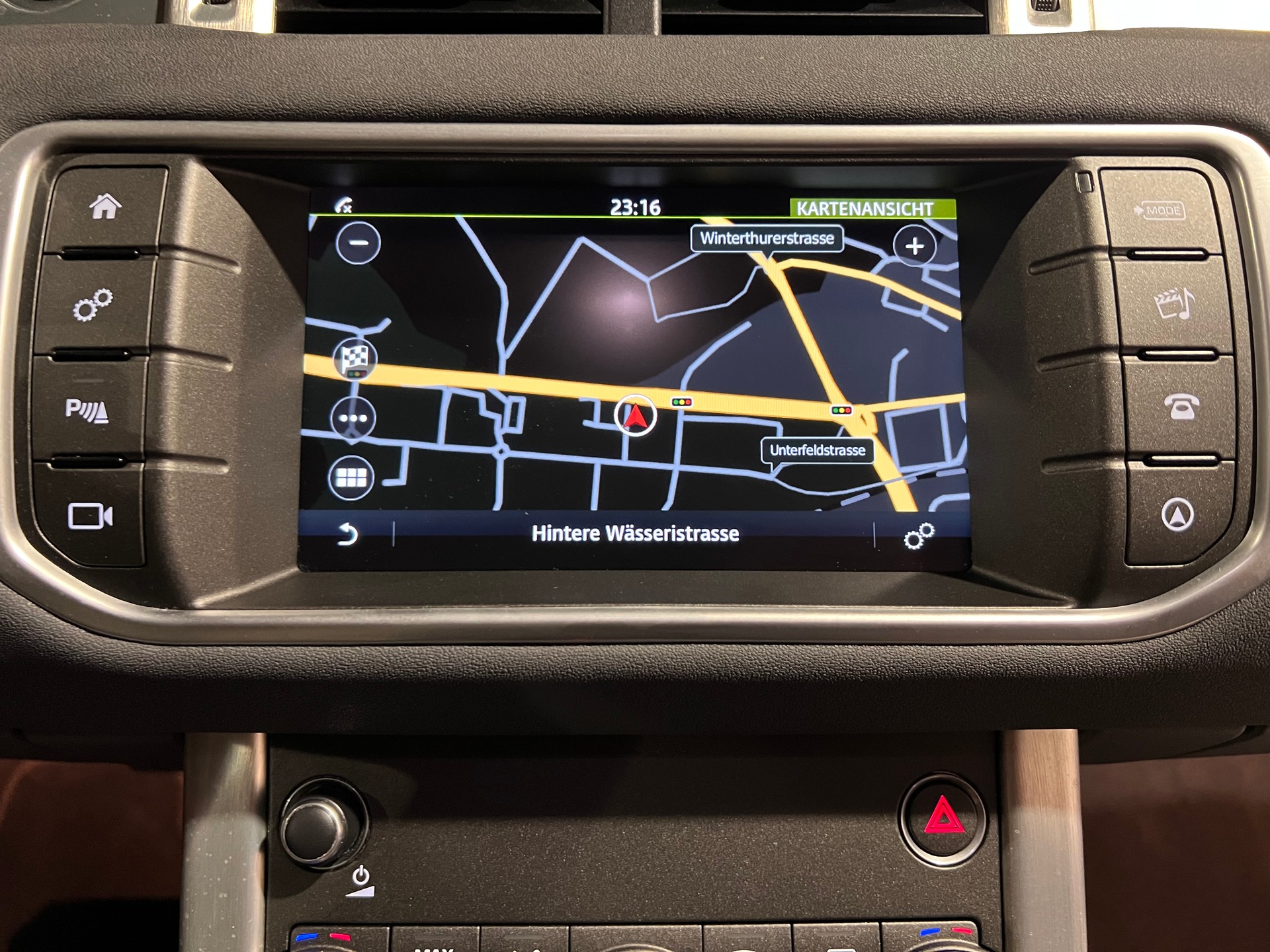 LAND ROVER Range Rover Evoque 2.0 Si4 Autobiography AT9-image-17