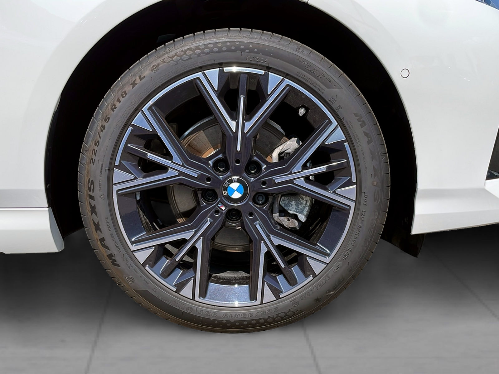 BMW 120i M Sport Pro Steptronic-image-9