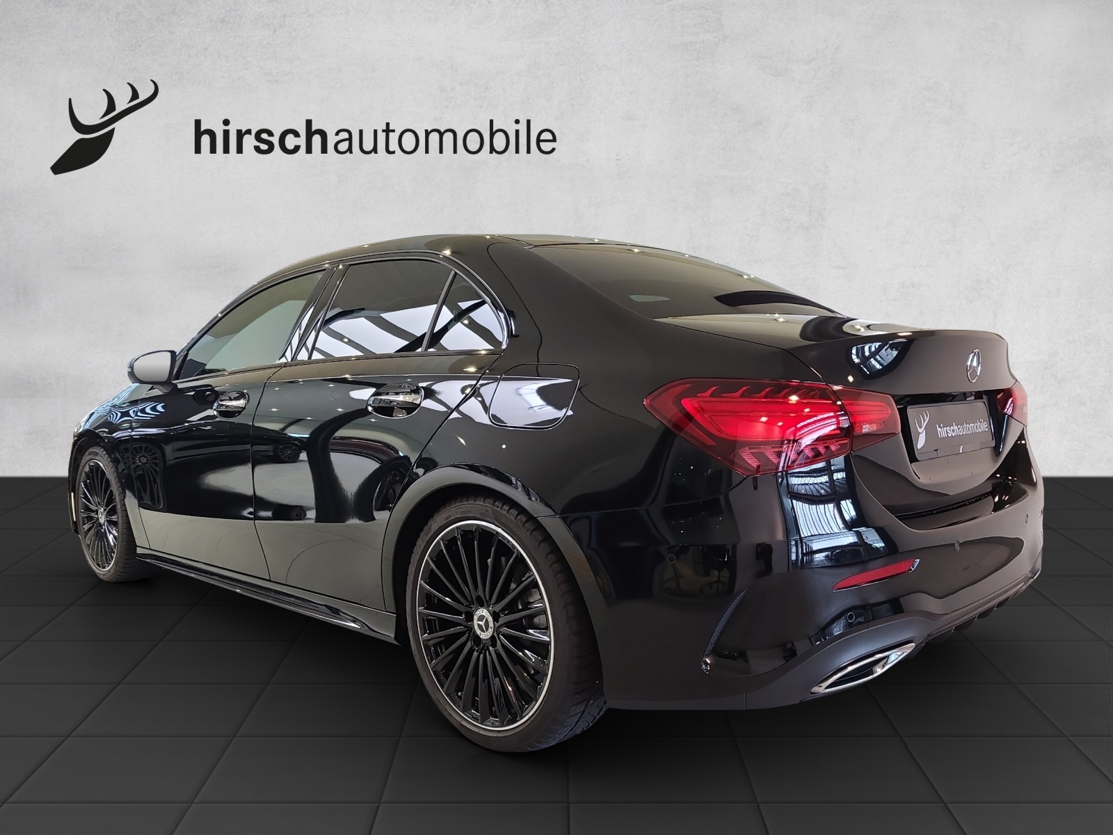 MERCEDES-BENZ A 250 4Matic 8G-DCT-showroom-element-1