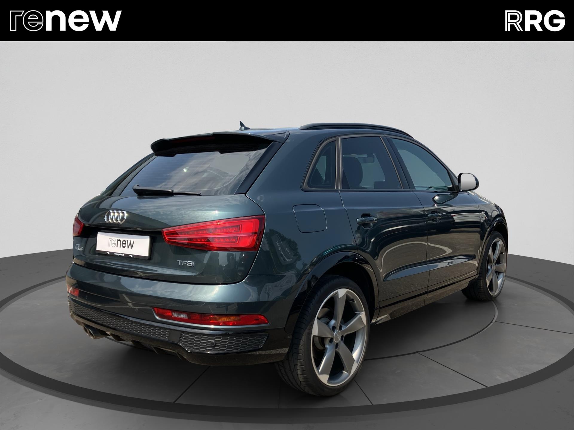 AUDI Q3 1.4 TFSI ultra sport-showroom-element-2