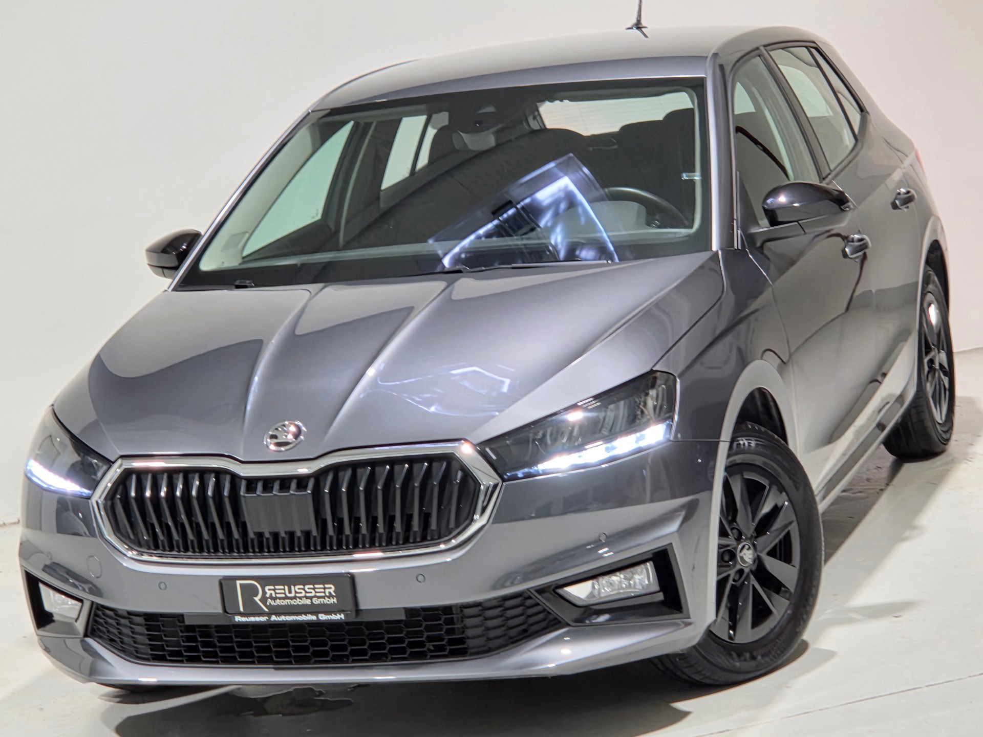 SKODA Fabia 1.0 Young Edition