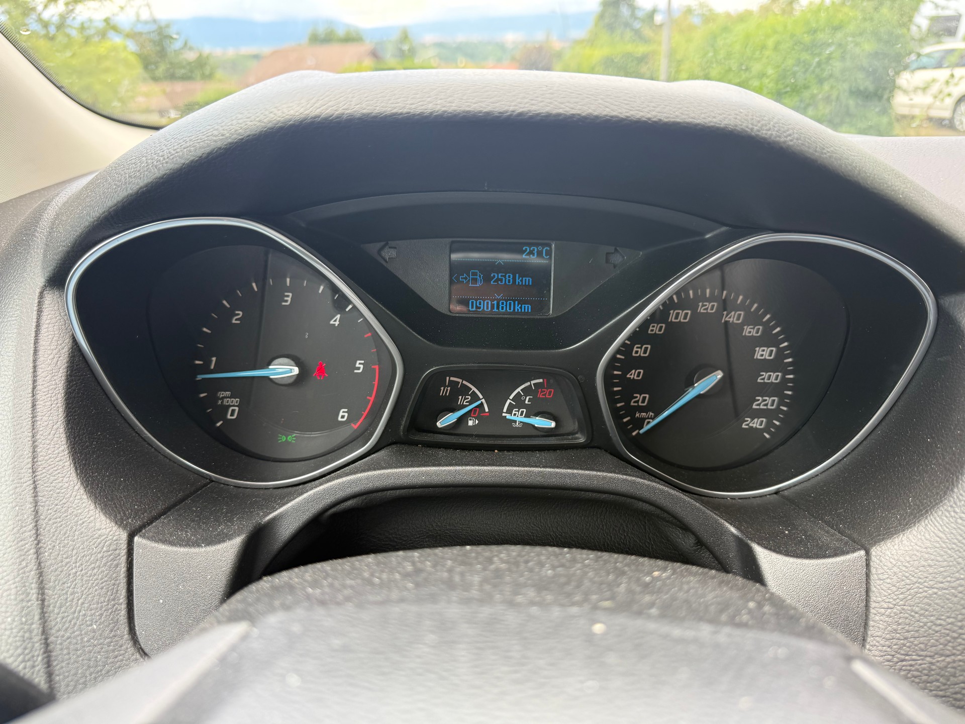 FORD Focus 1.6 TDCi Trend-image-14