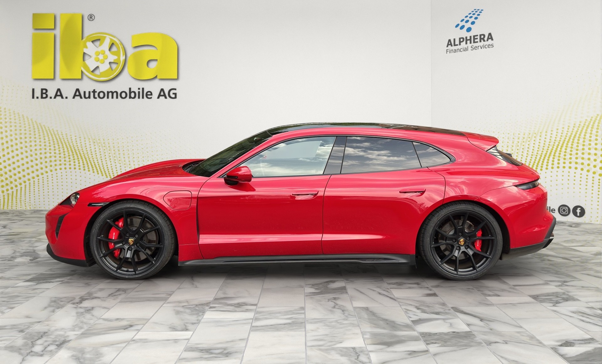 PORSCHE Taycan GTS ST Performance Battery Plus (CH) 2+2-showroom-element-1