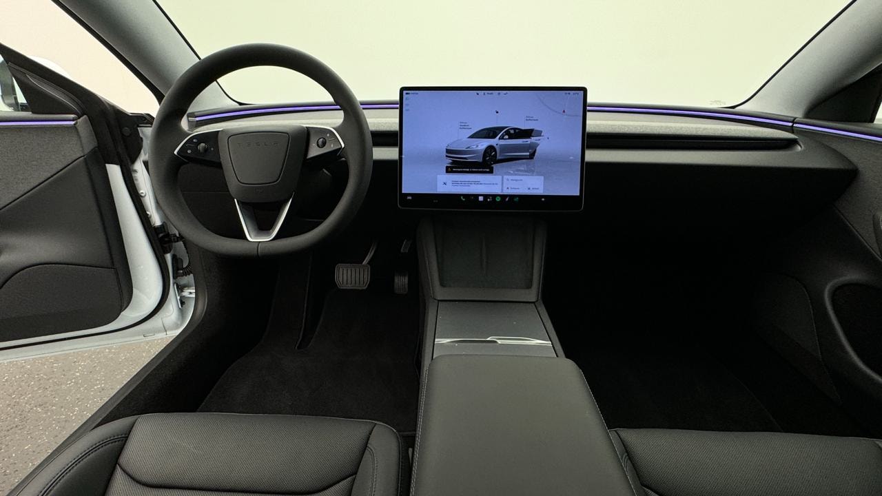 TESLA Model 3 Long Range RWD-image-5