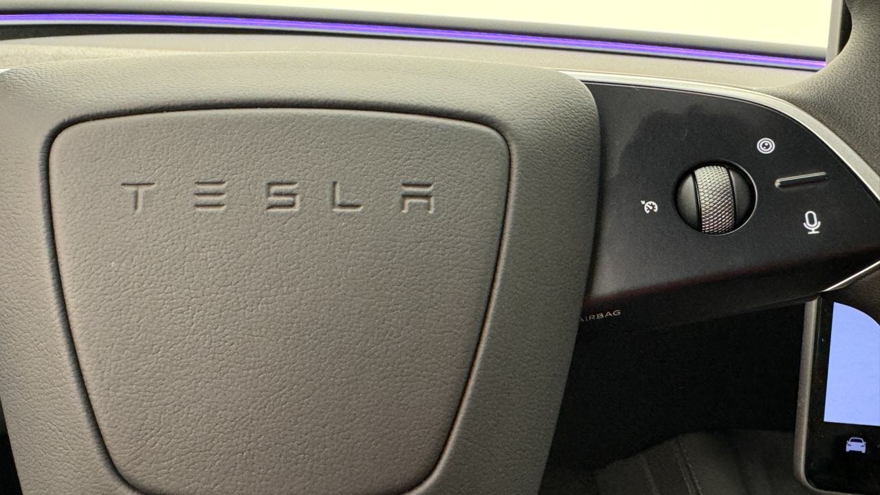 TESLA Model 3 Long Range RWD-image-9