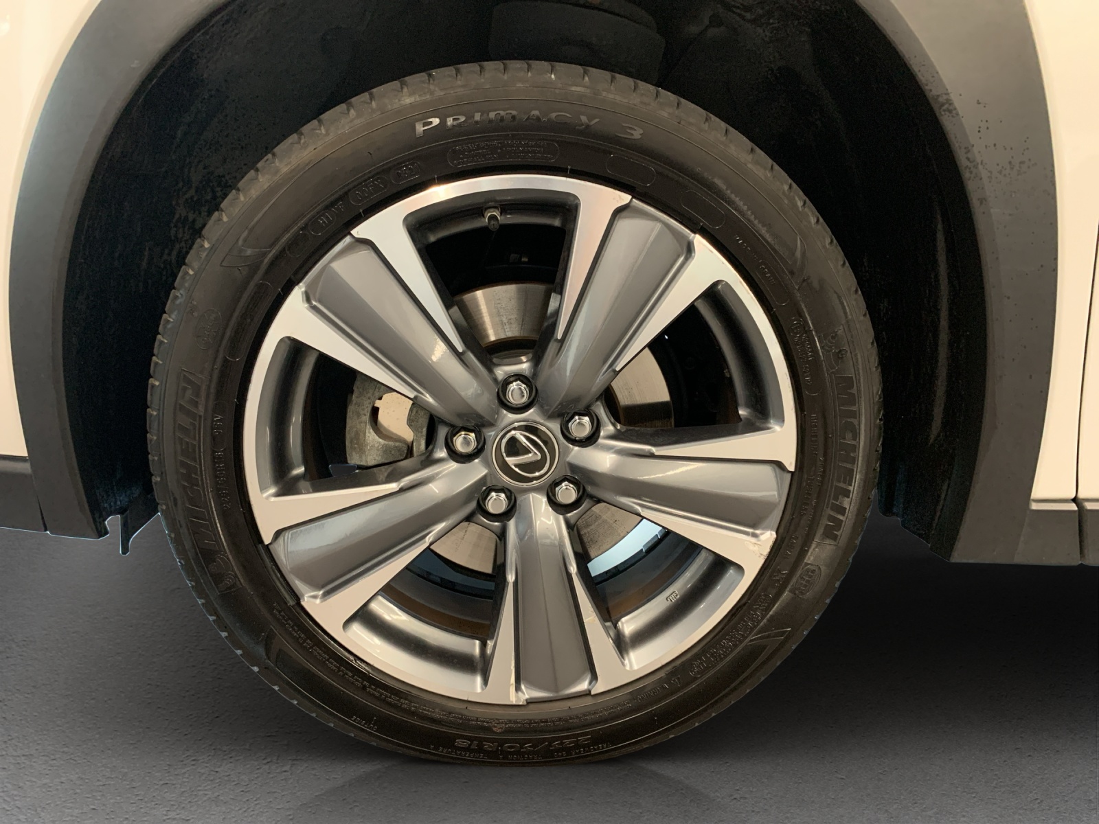 LEXUS UX 300e Impression-image-11
