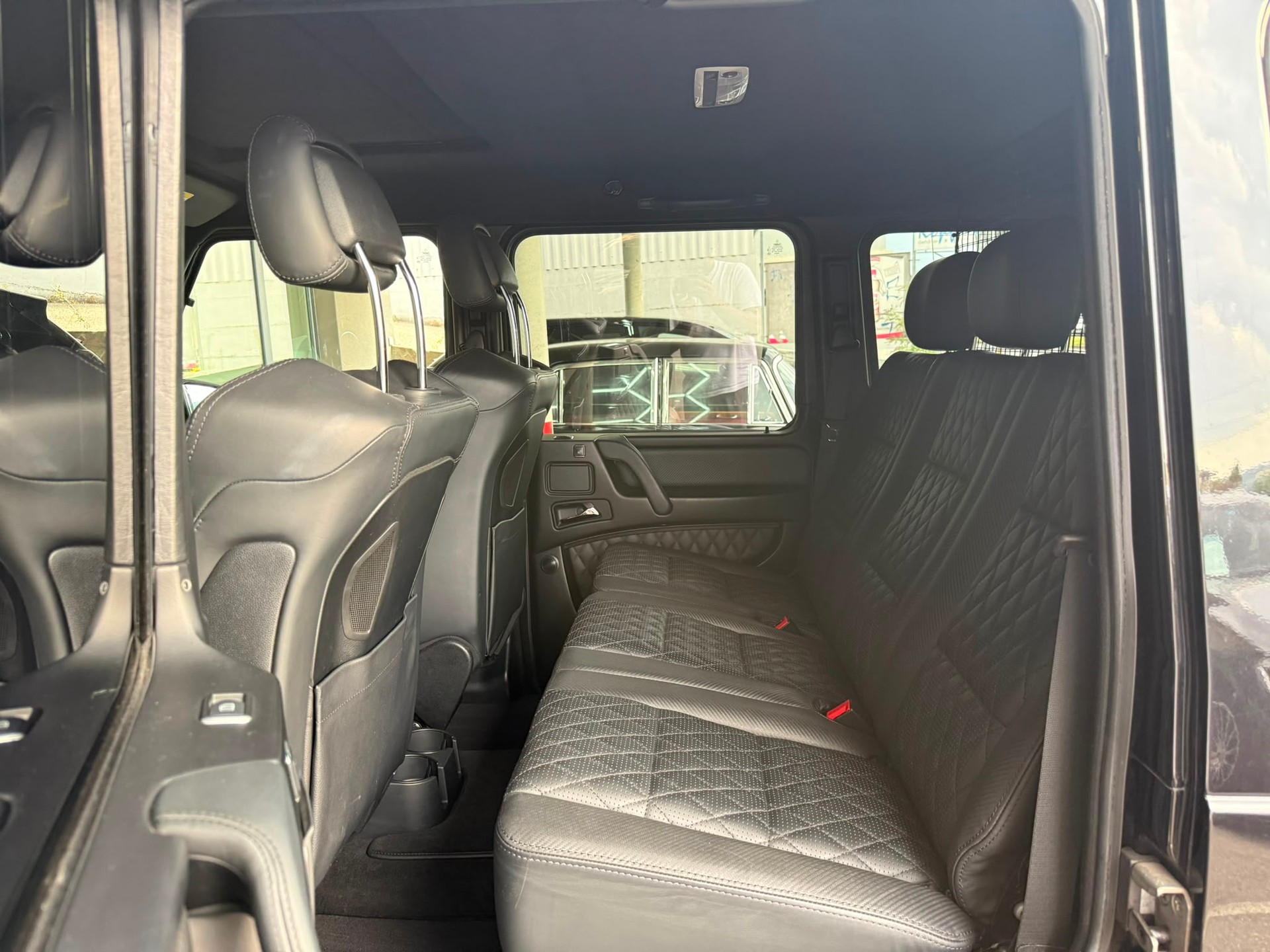MERCEDES-BENZ G 63 AMG *Harman/ Kardon* *Schiebedach* *ACC* Speedshift Plus 7G-Tronic-image-17