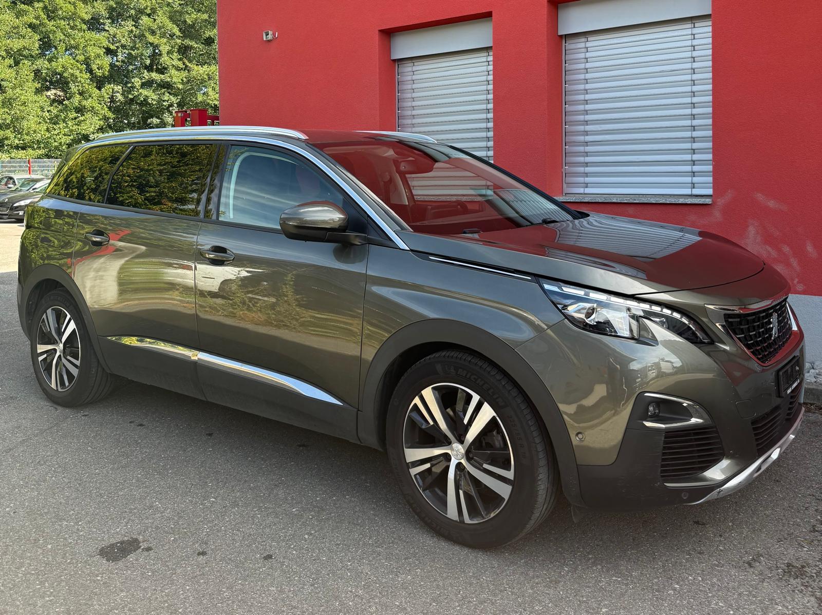 PEUGEOT 5008 1.5 BlueHDi Allure EAT-image-7