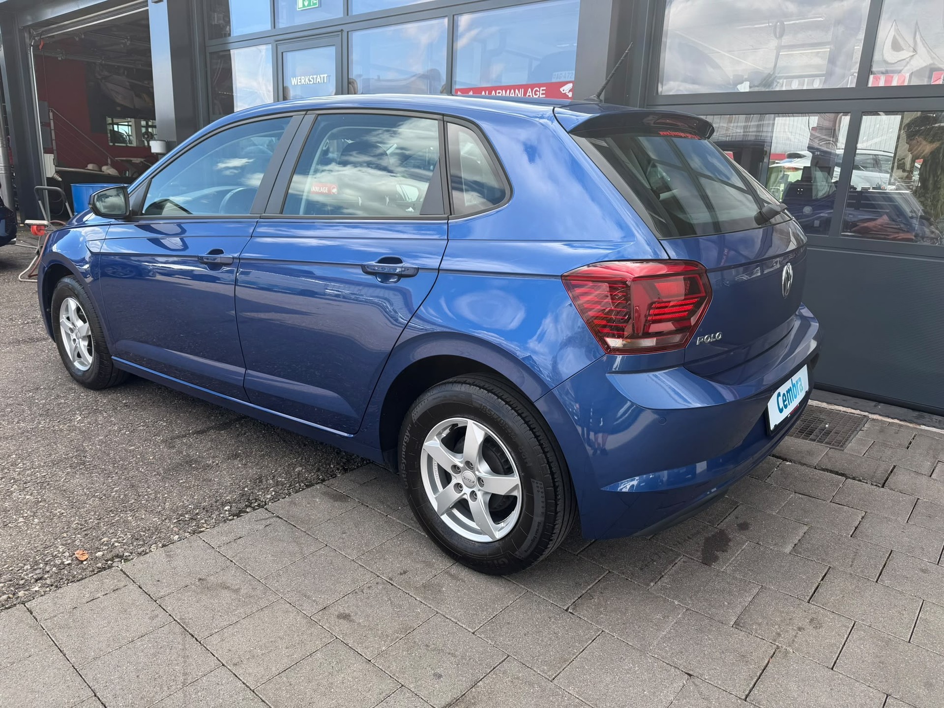 VW Polo 1.0 BMT Trendline-showroom-element-3