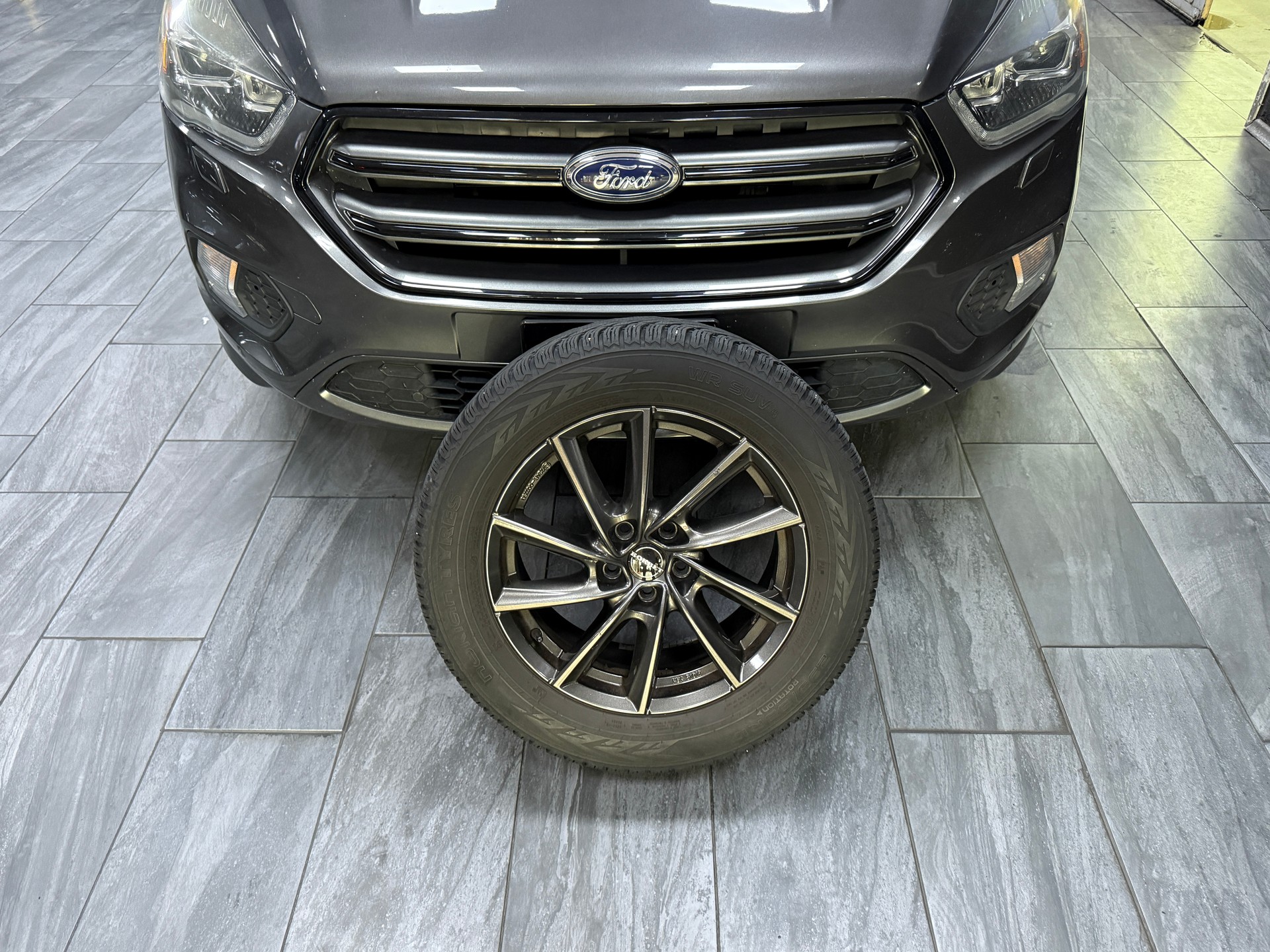 FORD Kuga 2.0 TDCi ST Line 4WD PowerShift-image-12