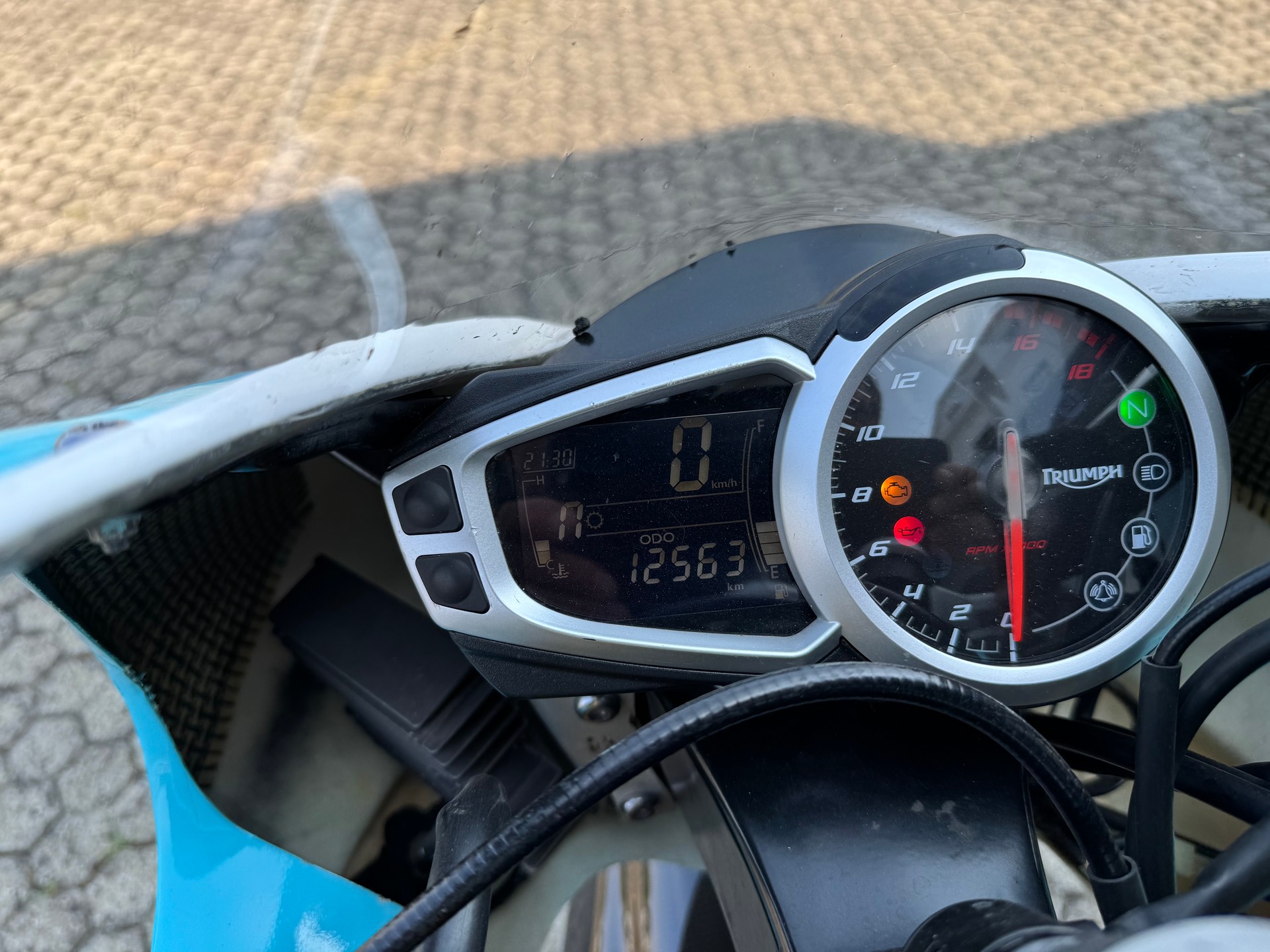TRIUMPH Daytona 675 R ABS-image-2