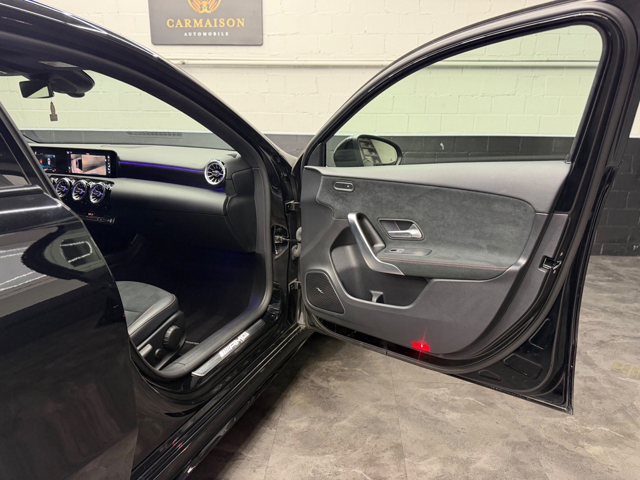 MERCEDES-BENZ A 45 S AMG 4Matic+ Speedshift | Facelift | 360° Kamera | Ambientebeleuchtung-image-25